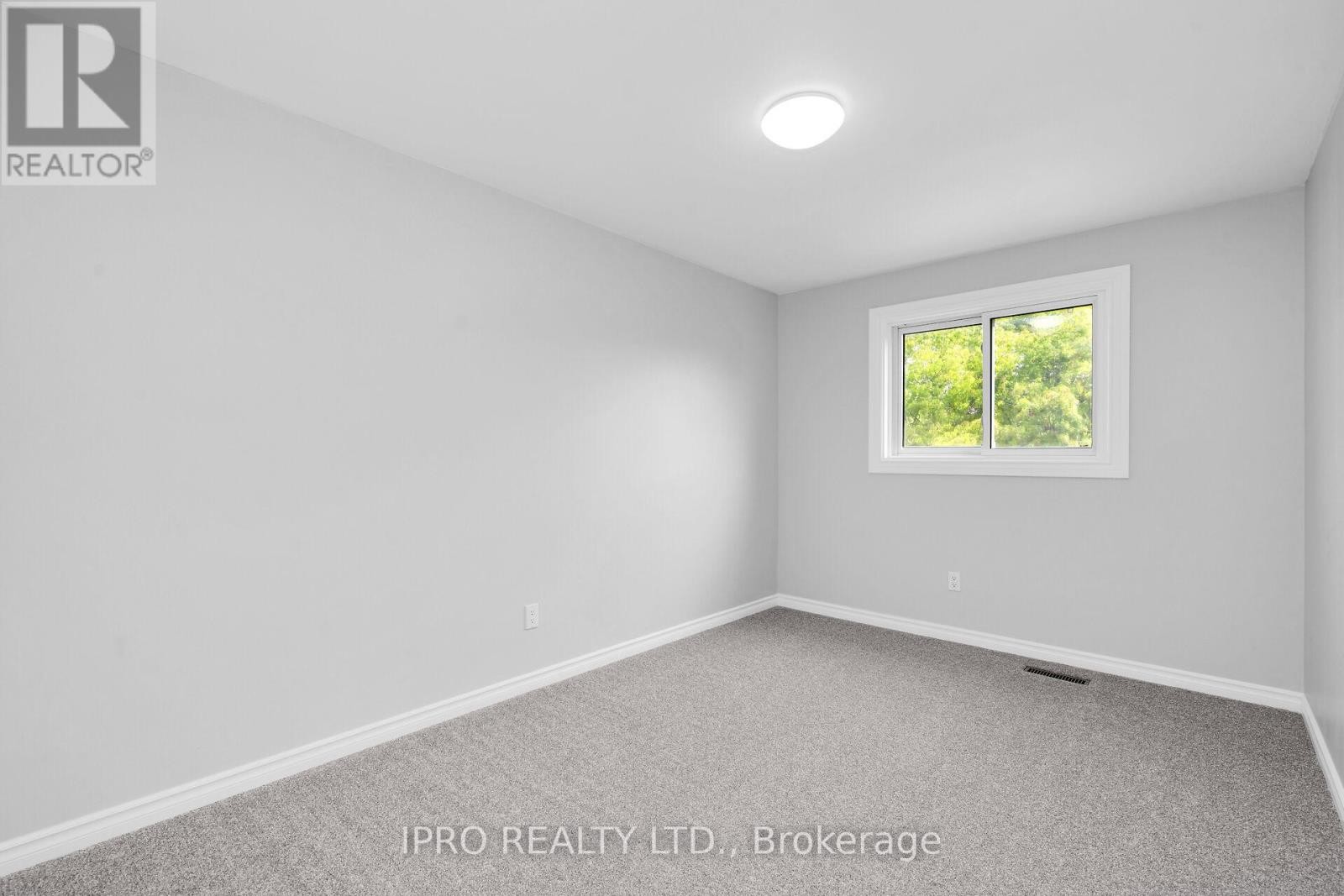 












20 - 550 CHILDS DRIVE

,
Milton (TM Timberlea),




Ontario
L9T3P3

