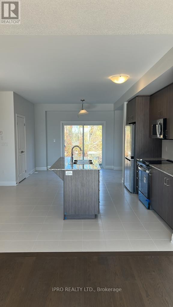 












48 WINDTREE WAY

,
Halton Hills (Georgetown),




Ontario
L7G0P6

