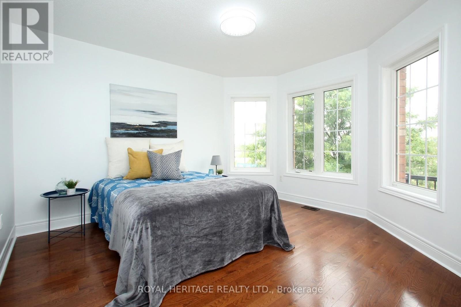 












178 BEFFORT ROAD

,
Toronto (Downsview-Roding-CFB),




Ontario
M3K1N9

