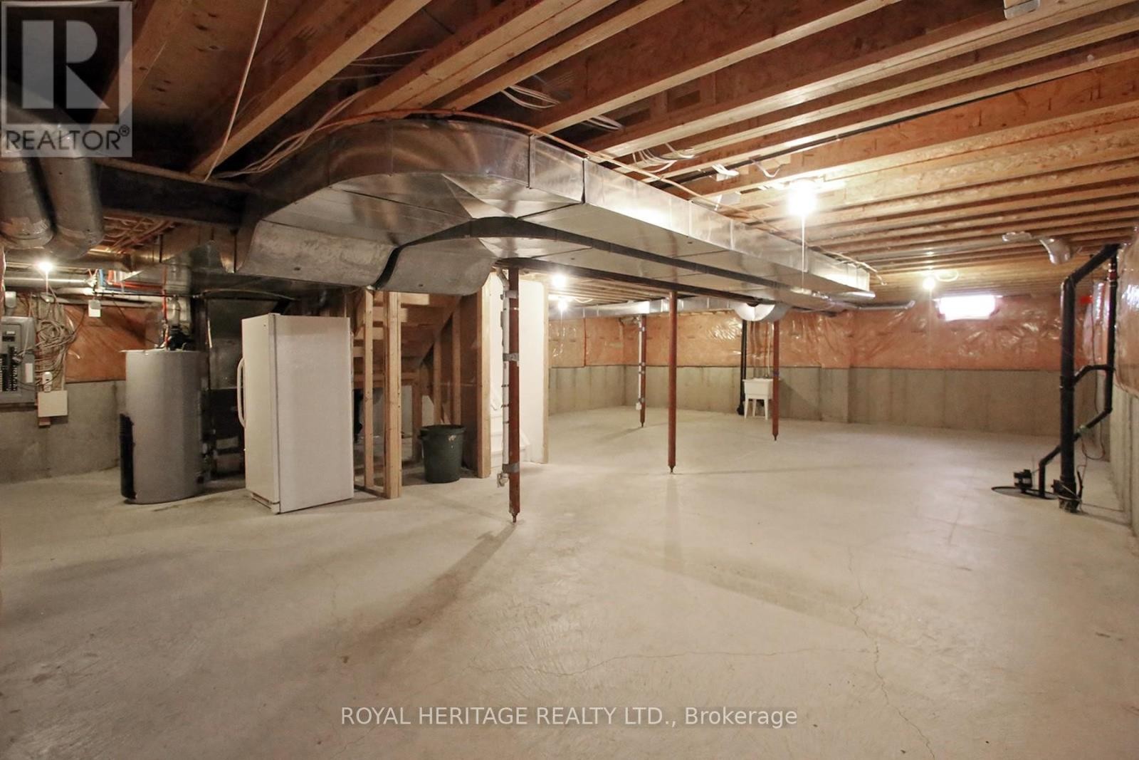 












178 BEFFORT ROAD

,
Toronto (Downsview-Roding-CFB),




Ontario
M3K1N9

