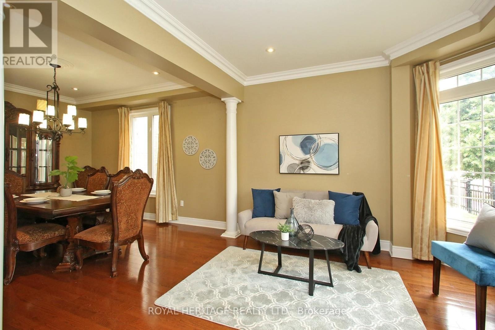 












178 BEFFORT ROAD

,
Toronto (Downsview-Roding-CFB),




Ontario
M3K1N9

