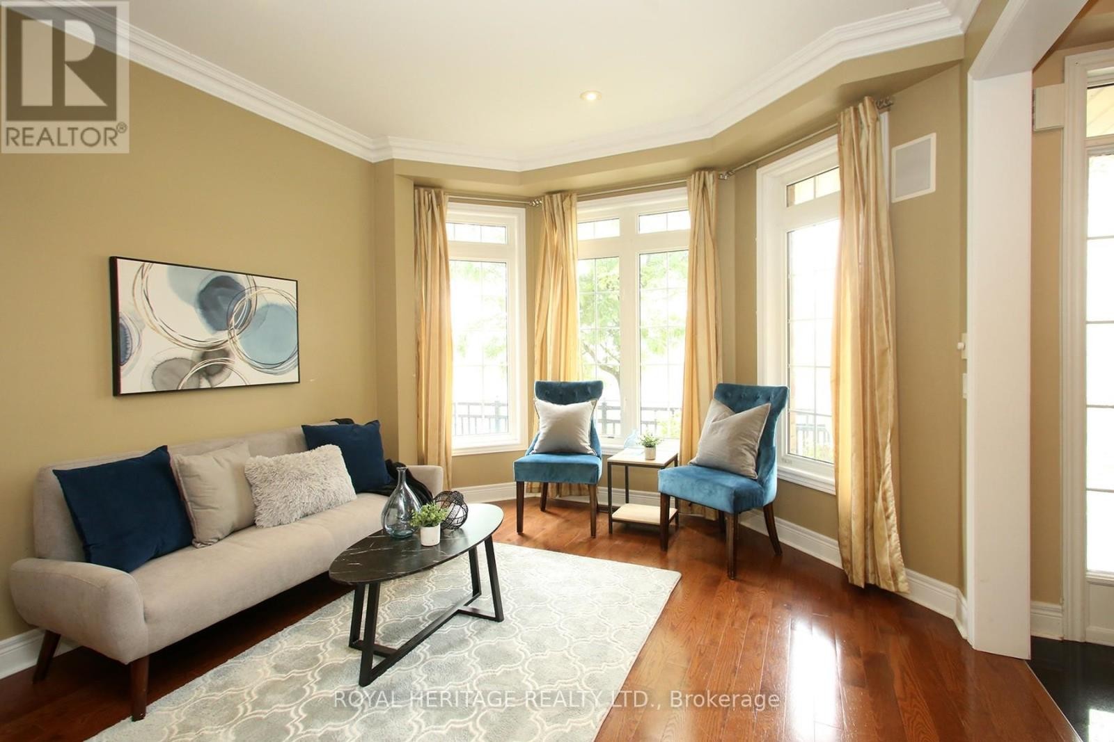 












178 BEFFORT ROAD

,
Toronto (Downsview-Roding-CFB),




Ontario
M3K1N9

