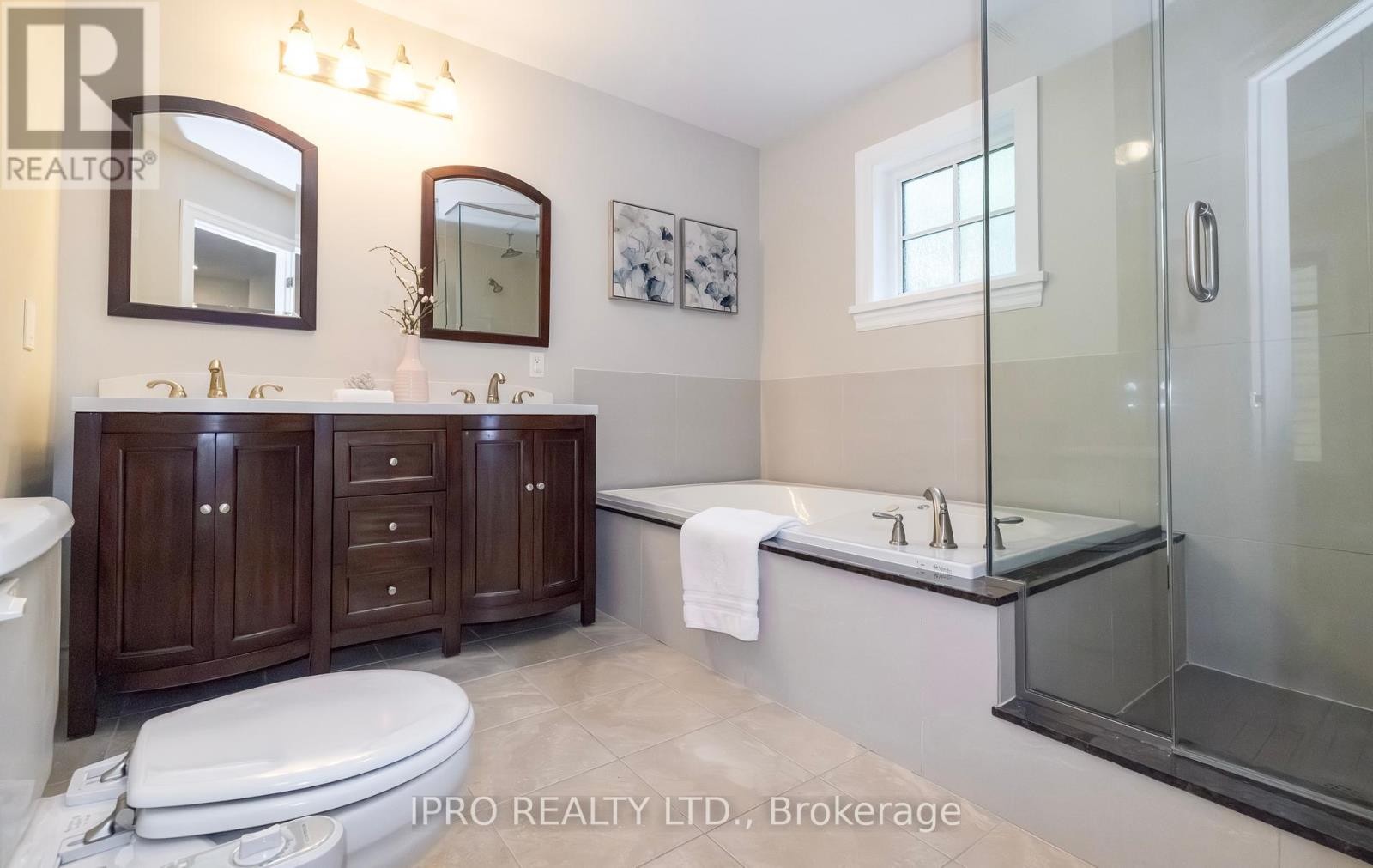 












210 MAIN STREET N

,
Halton Hills (AC Acton),




Ontario
L7J1W9

