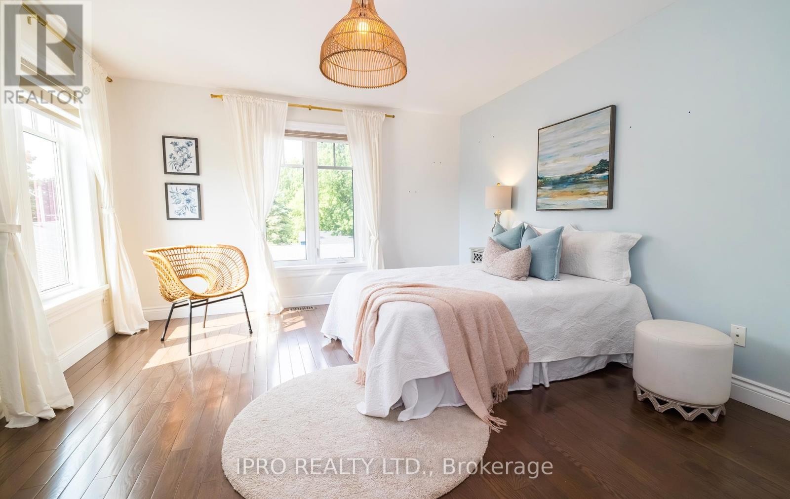 












210 MAIN STREET N

,
Halton Hills (AC Acton),




Ontario
L7J1W9

