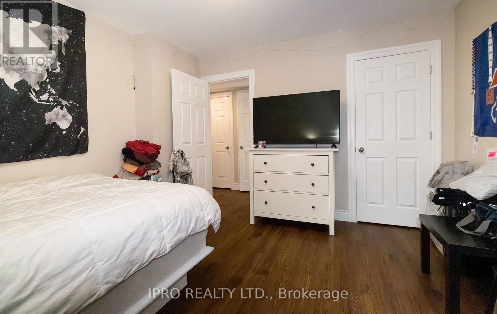 












210 MAIN STREET N

,
Halton Hills (AC Acton),




Ontario
L7J1W9

