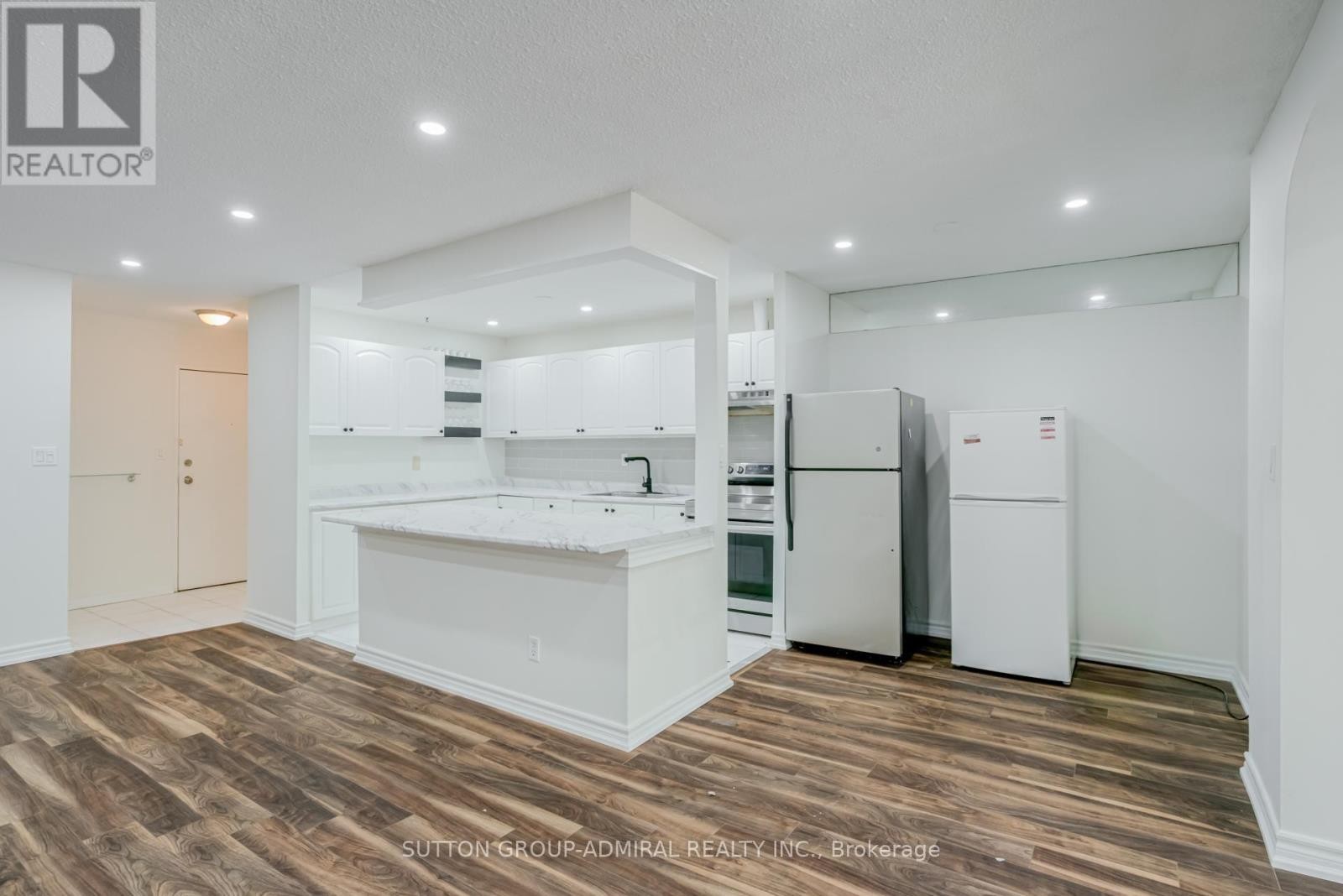 












149 - 3025 THE CREDIT WOODLANDS

,
Mississauga (Erindale),




Ontario
L5C2V3


