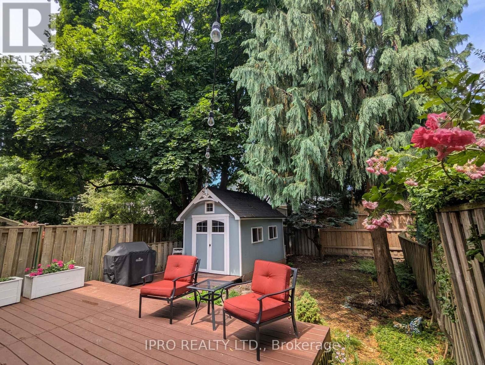 












2599 INLAKE COURT

,
Mississauga (Meadowvale),




Ontario
L5N2M9

