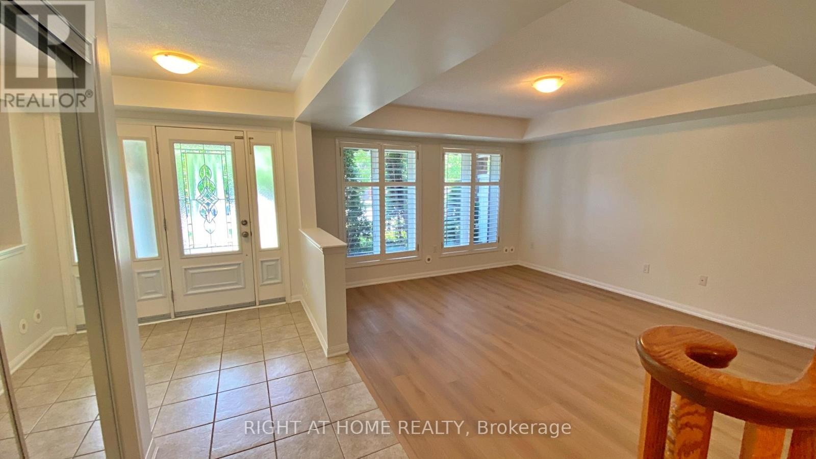 












664 HOLLY AVENUE

,
Milton (CO Coates),




Ontario
L9T0G2

