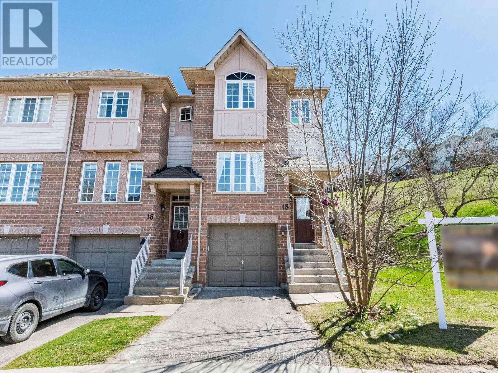 












18 PALOMINO TRAIL

,
Halton Hills (Georgetown),




Ontario
L7G6E9

