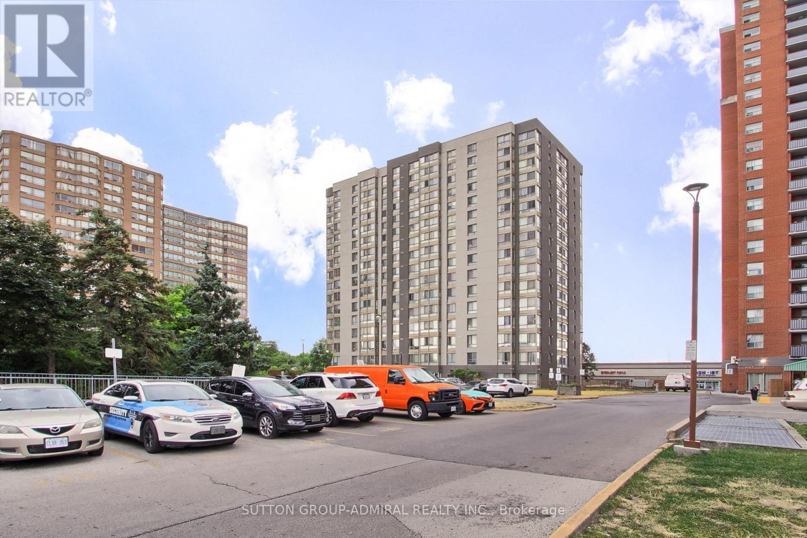 












1205 - 2470 EGLINTON AVENUE

,
Toronto (Beechborough-Greenbrook),




Ontario
M6M5E7

