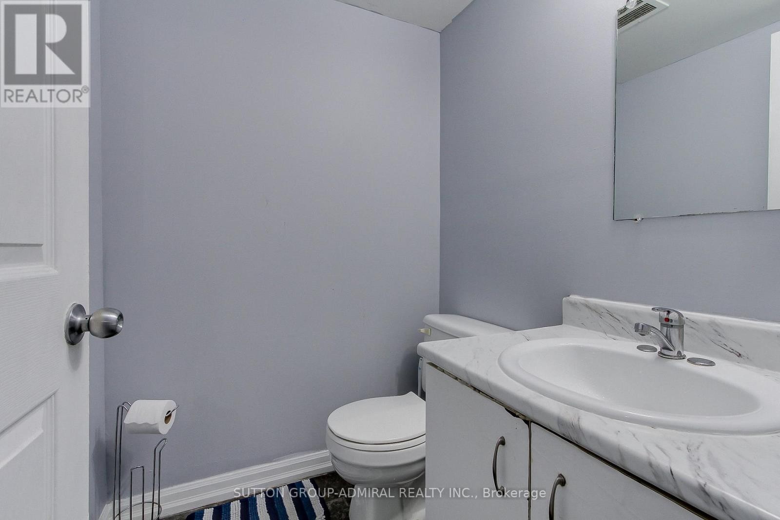 












1205 - 2470 EGLINTON AVENUE

,
Toronto (Beechborough-Greenbrook),




Ontario
M6M5E7

