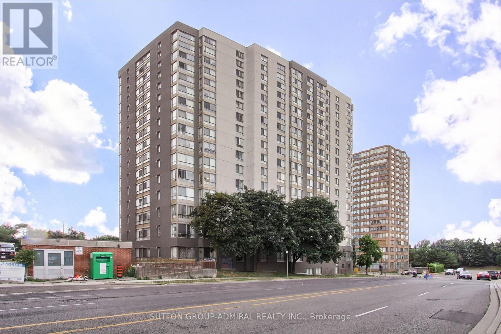 












1205 - 2470 EGLINTON AVENUE

,
Toronto (Beechborough-Greenbrook),




Ontario
M6M5E7

