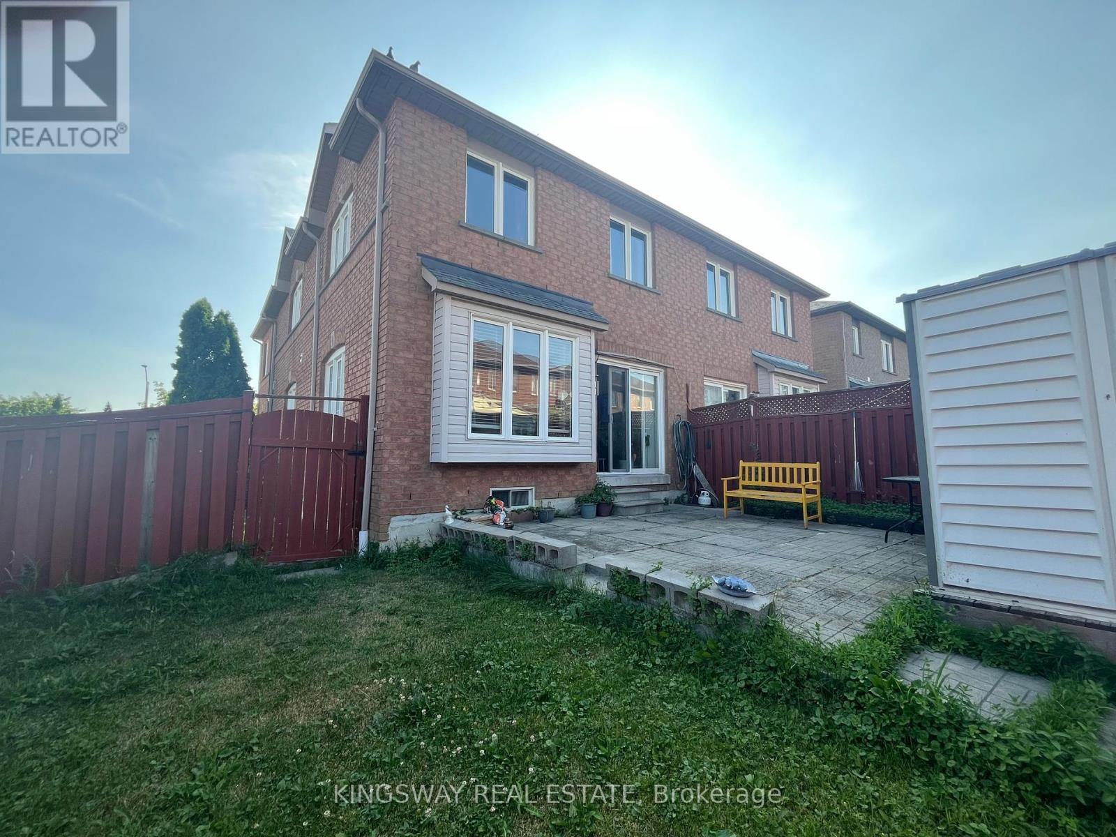 












5998 GANT CRESCENT

,
Mississauga (East Credit),




Ontario
L5V2T6

