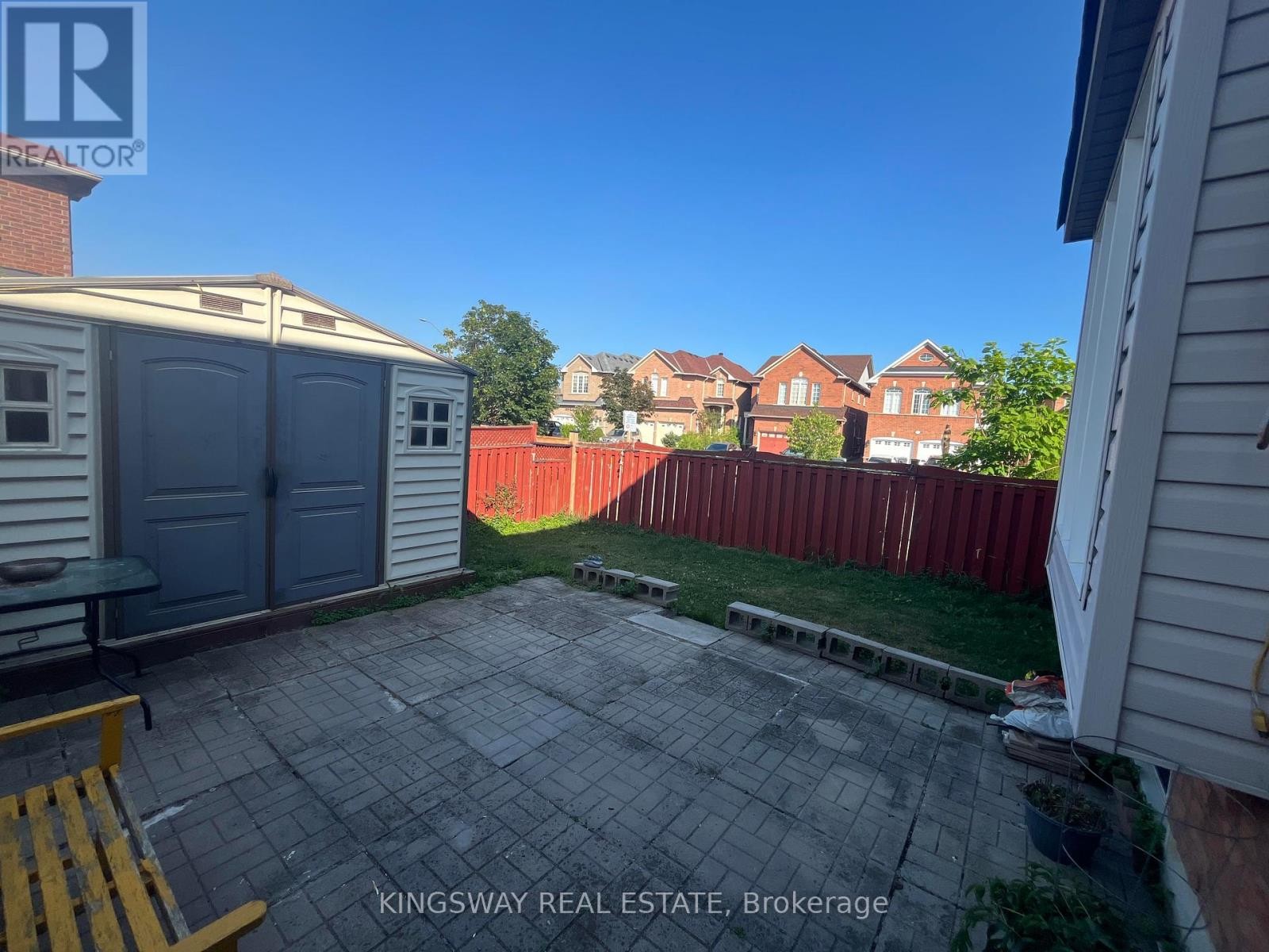 












5998 GANT CRESCENT

,
Mississauga (East Credit),




Ontario
L5V2T6

