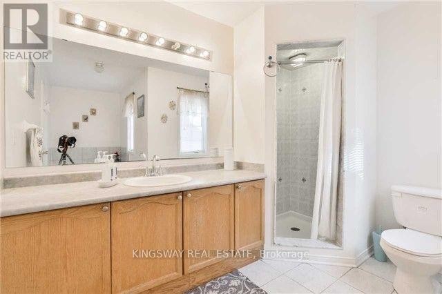 












5998 GANT CRESCENT

,
Mississauga (East Credit),




Ontario
L5V2T6


