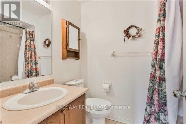 












5998 GANT CRESCENT

,
Mississauga (East Credit),




Ontario
L5V2T6

