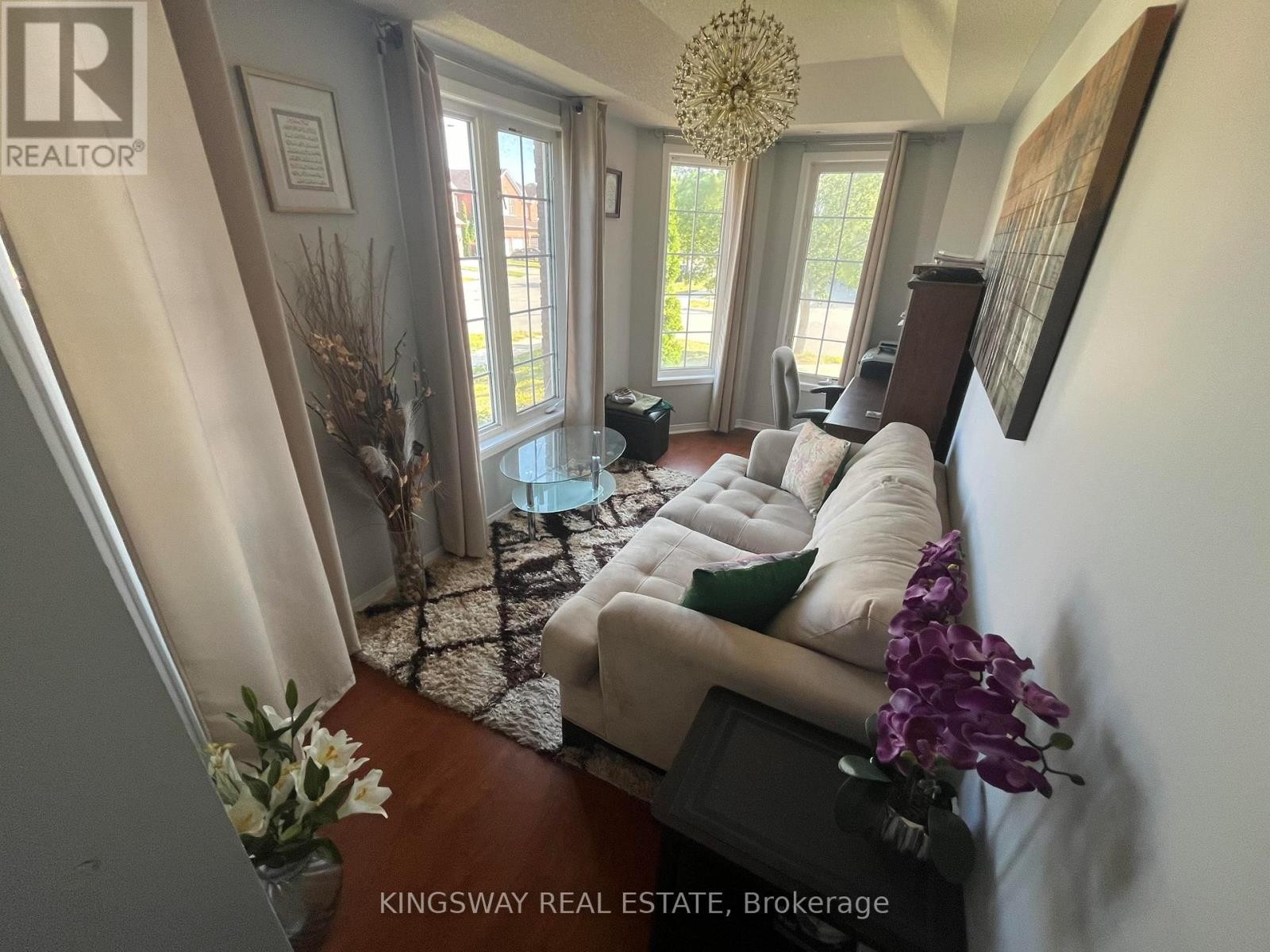












5998 GANT CRESCENT

,
Mississauga (East Credit),




Ontario
L5V2T6

