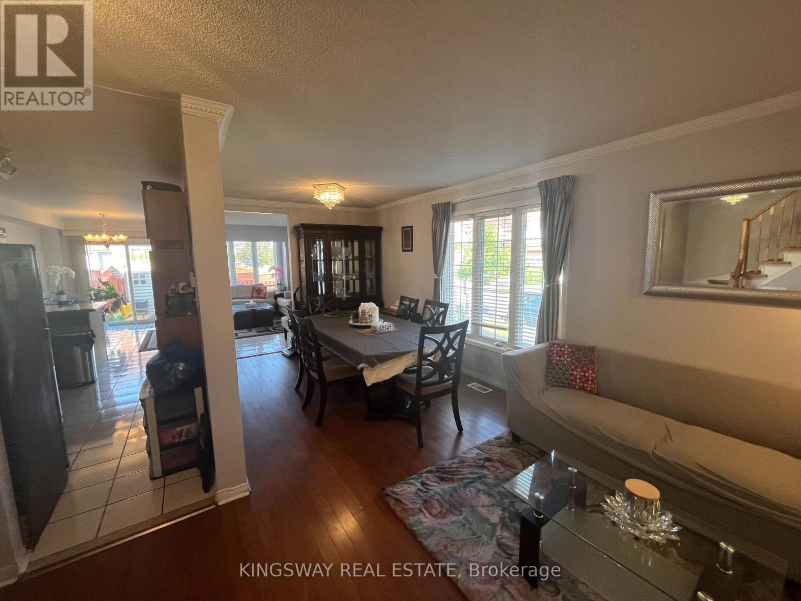 












5998 GANT CRESCENT

,
Mississauga (East Credit),




Ontario
L5V2T6


