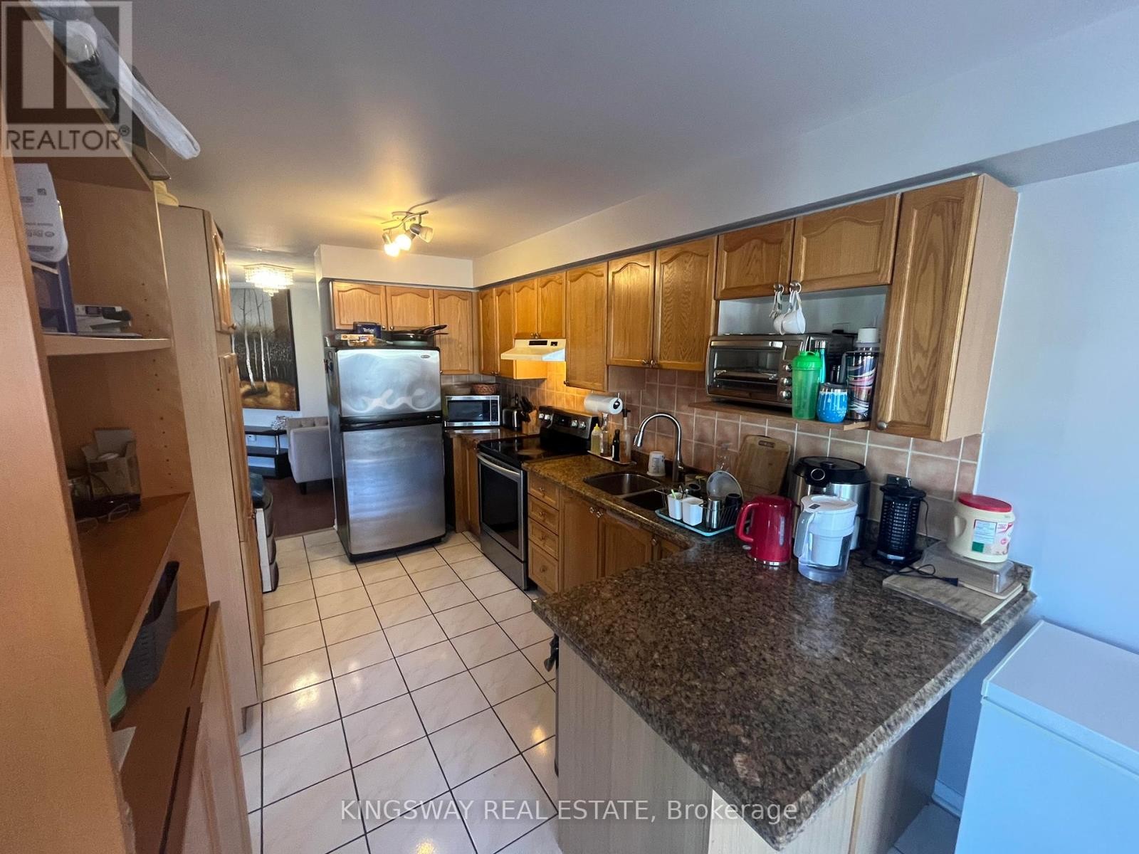 












5998 GANT CRESCENT

,
Mississauga (East Credit),




Ontario
L5V2T6

