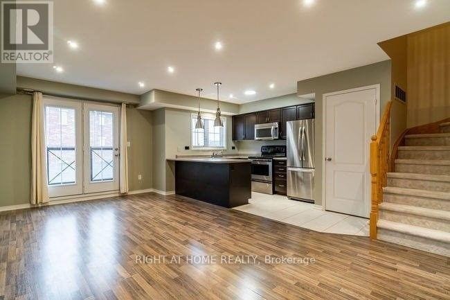 












15 - 2468 POST ROAD

,
Oakville (RO River Oaks),




Ontario
L6H0J2

