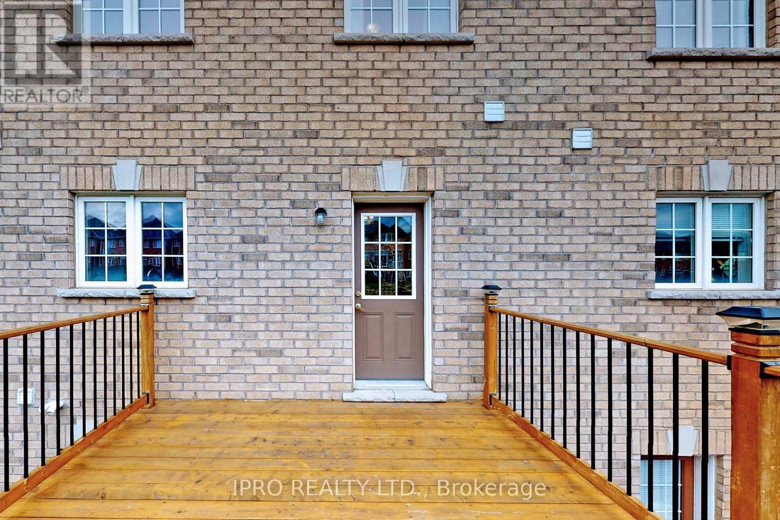 












48 ARIZONA DRIVE

,
Brampton (Bram West),




Ontario
L6Y0R6

