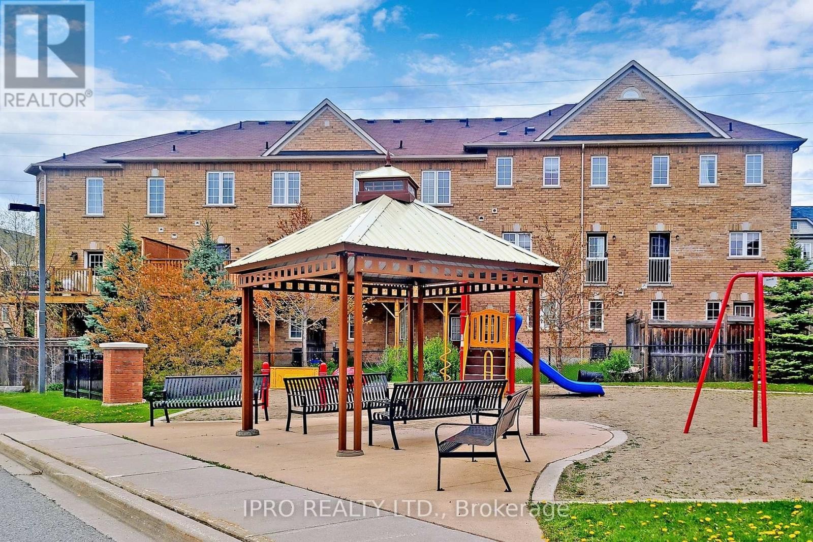 












48 ARIZONA DRIVE

,
Brampton (Bram West),




Ontario
L6Y0R6

