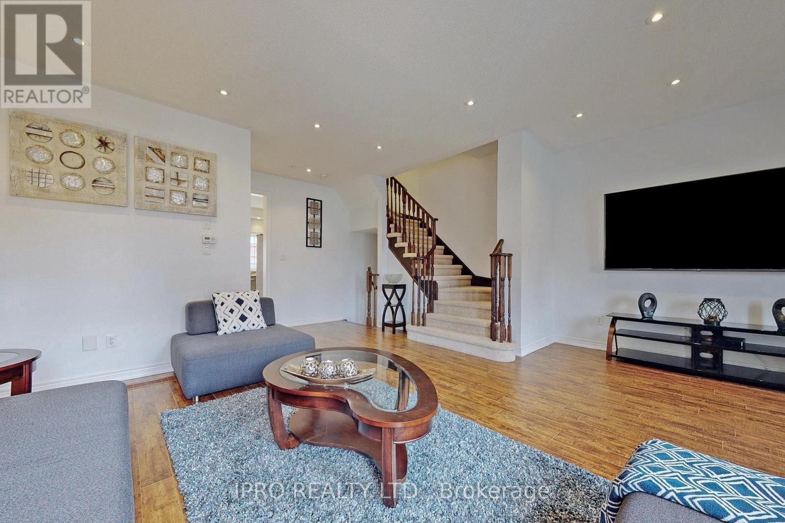 












48 ARIZONA DRIVE

,
Brampton (Bram West),




Ontario
L6Y0R6

