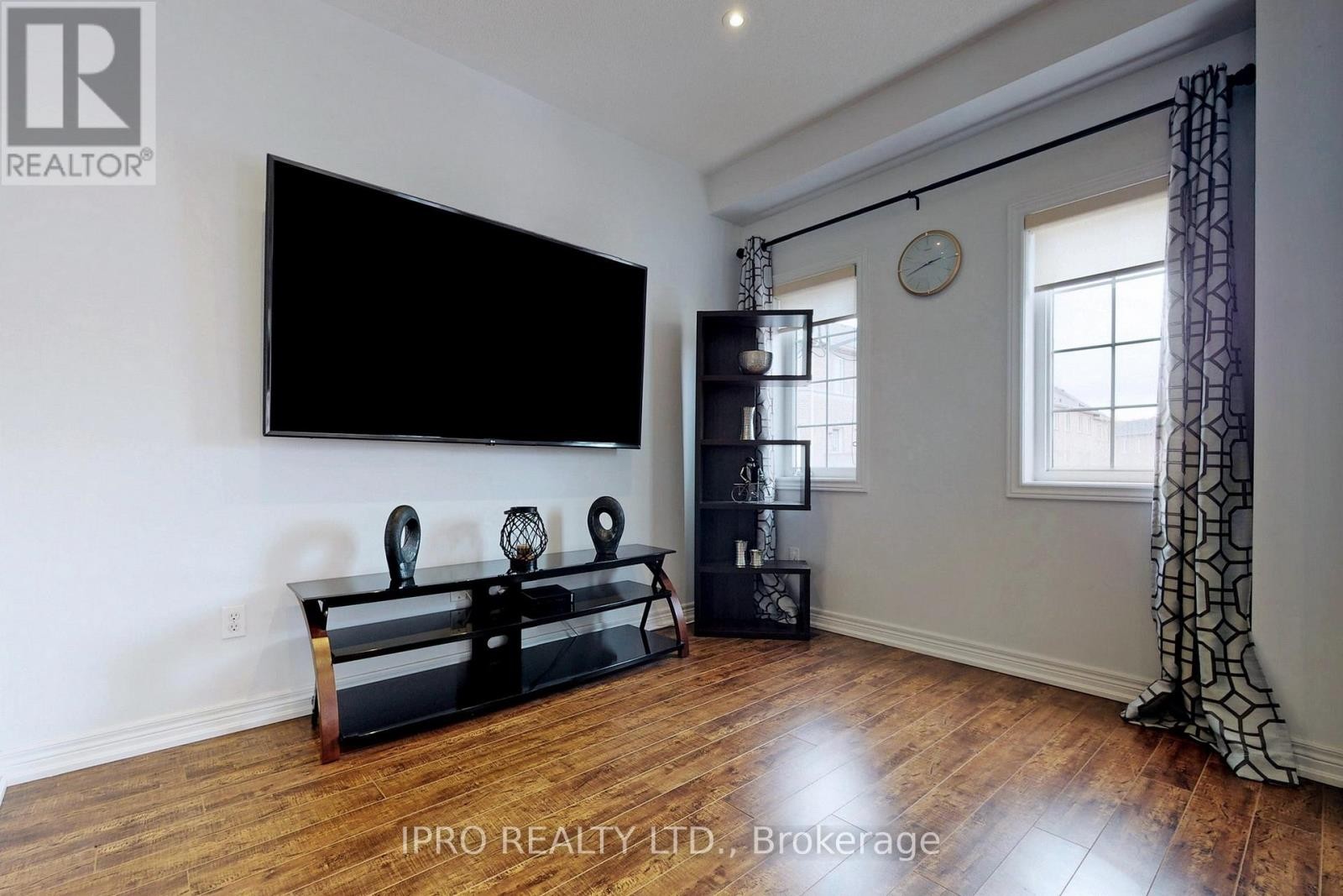 












48 ARIZONA DRIVE

,
Brampton (Bram West),




Ontario
L6Y0R6

