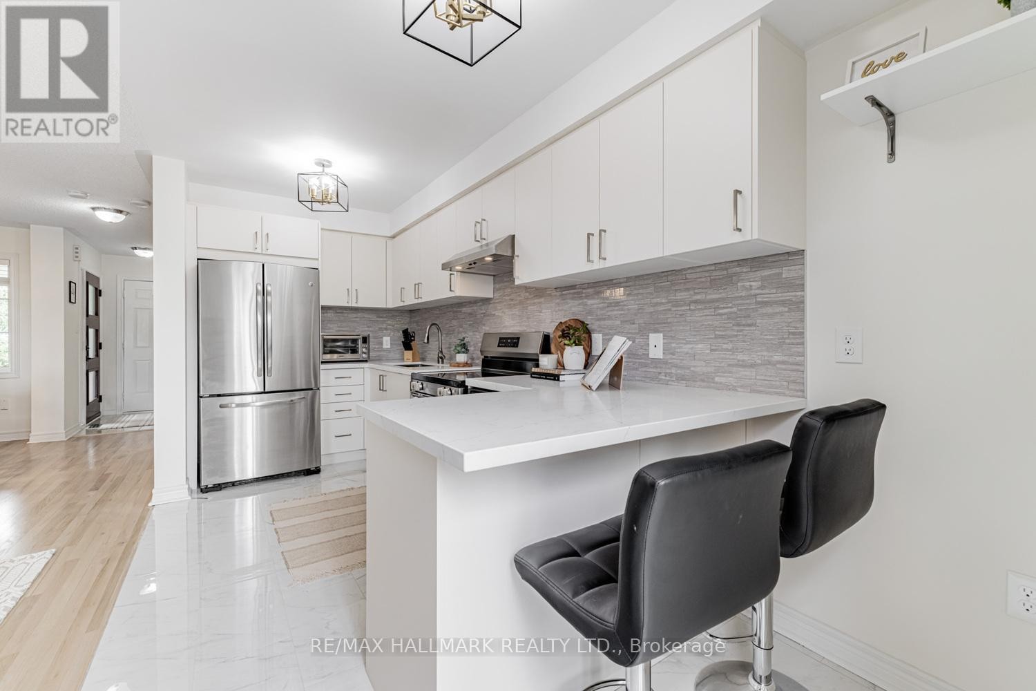 












109 GRAPEVINE ROAD

,
Caledon (Bolton West),




Ontario
L7E2M6

