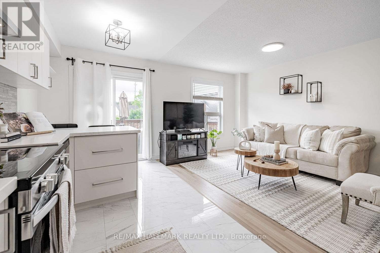 












109 GRAPEVINE ROAD

,
Caledon (Bolton West),




Ontario
L7E2M6

