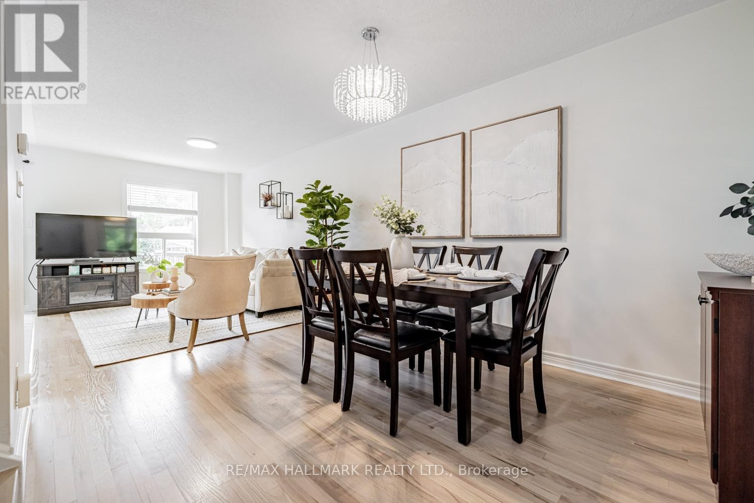 












109 GRAPEVINE ROAD

,
Caledon (Bolton West),




Ontario
L7E2M6

