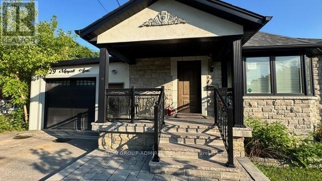 












29 MAYALL AVENUE

,
Toronto (Downsview-Roding-CFB),




Ontario
M3L1E7

