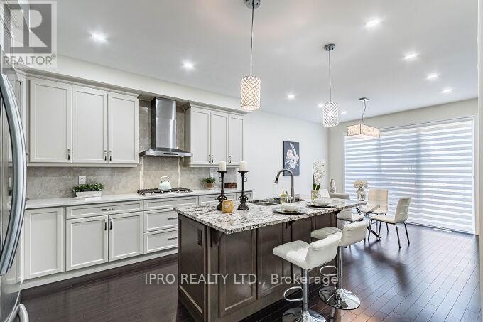 












1448 SYCAMORE GARDENS

,
Milton (CB Cobban),




Ontario
L9E1P7

