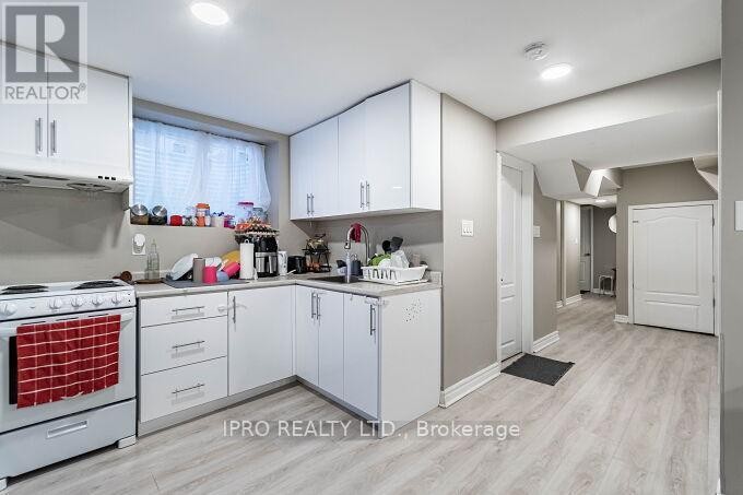 












1448 SYCAMORE GARDENS

,
Milton (CB Cobban),




Ontario
L9E1P7


