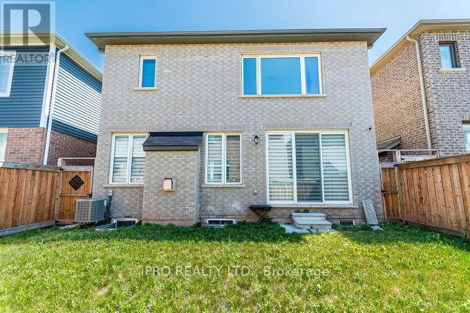 












1448 SYCAMORE GARDENS

,
Milton (CB Cobban),




Ontario
L9E1P7

