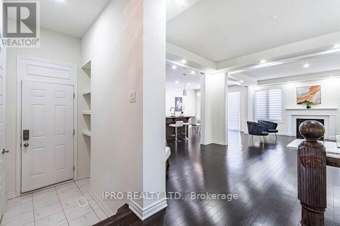 












1448 SYCAMORE GARDENS

,
Milton (CB Cobban),




Ontario
L9E1P7

