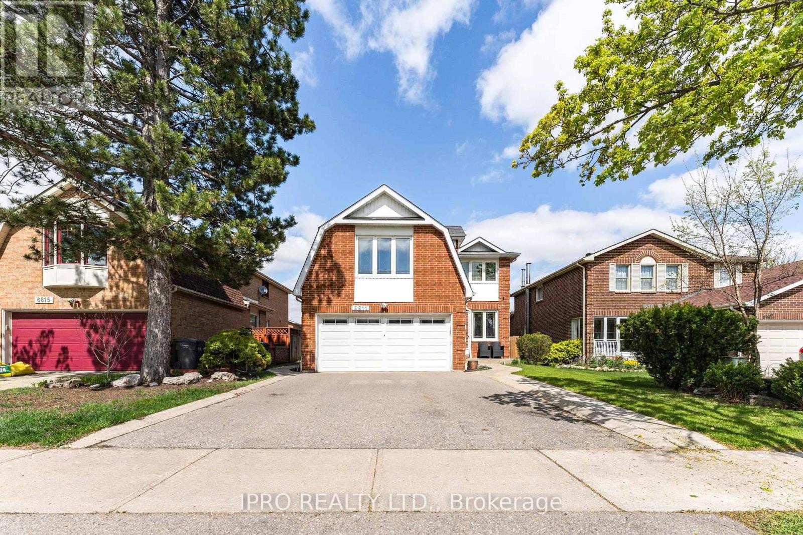 












6811 EDENWOOD DRIVE

,
Mississauga (Meadowvale),




Ontario
L5N3X9

