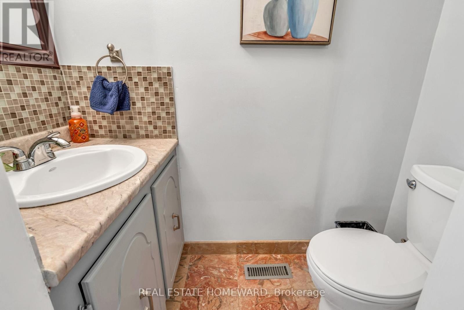 












2032 SHANNON DRIVE

,
Mississauga (Sheridan),




Ontario
L5H3W3

