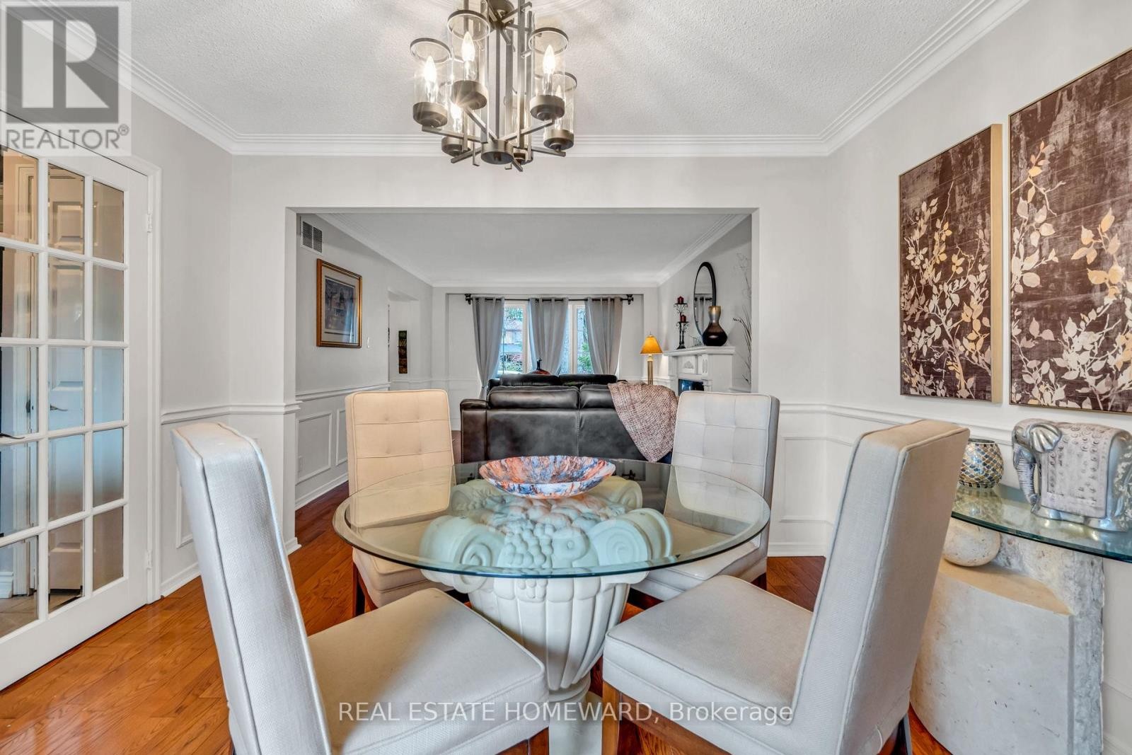 












2032 SHANNON DRIVE

,
Mississauga (Sheridan),




Ontario
L5H3W3

