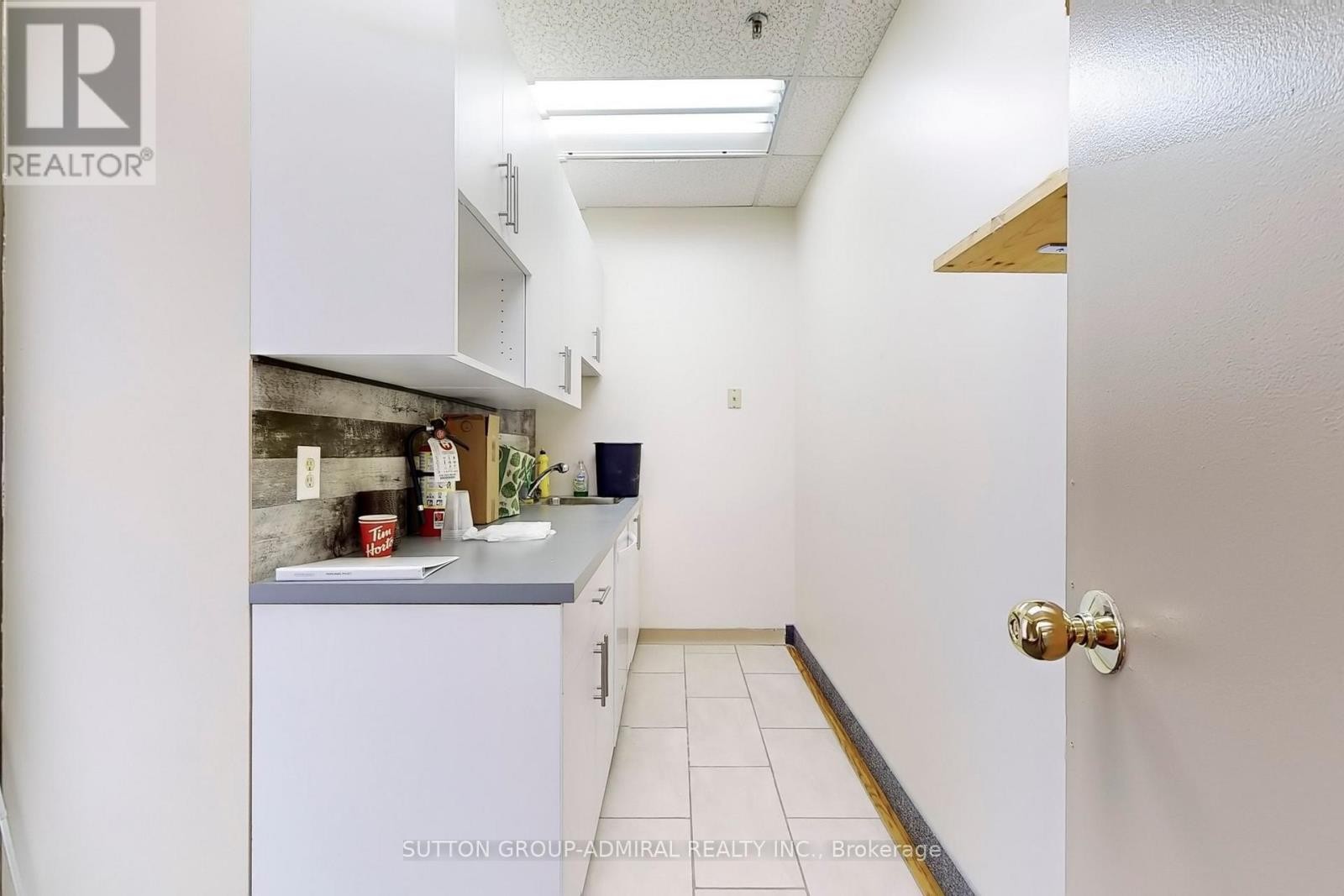 












2ND FLR - 134 MAIN STREET

,
Brampton (Downtown Brampton),




Ontario
L6V1N8

