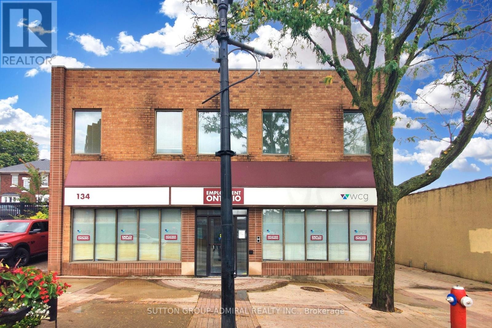 












2ND FLR - 134 MAIN STREET

,
Brampton (Downtown Brampton),




Ontario
L6V1N8

