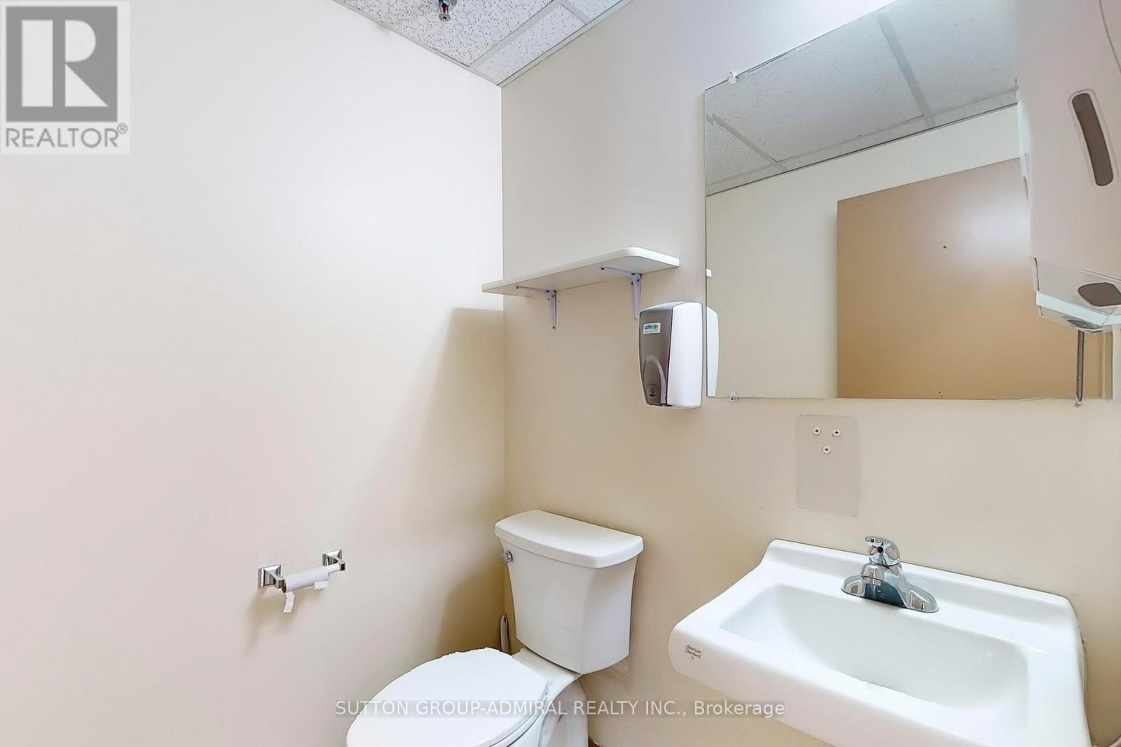 












2ND FLR - 134 MAIN STREET

,
Brampton (Downtown Brampton),




Ontario
L6V1N8

