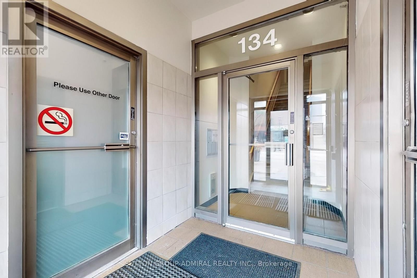 












2ND FLR - 134 MAIN STREET

,
Brampton (Downtown Brampton),




Ontario
L6V1N8

