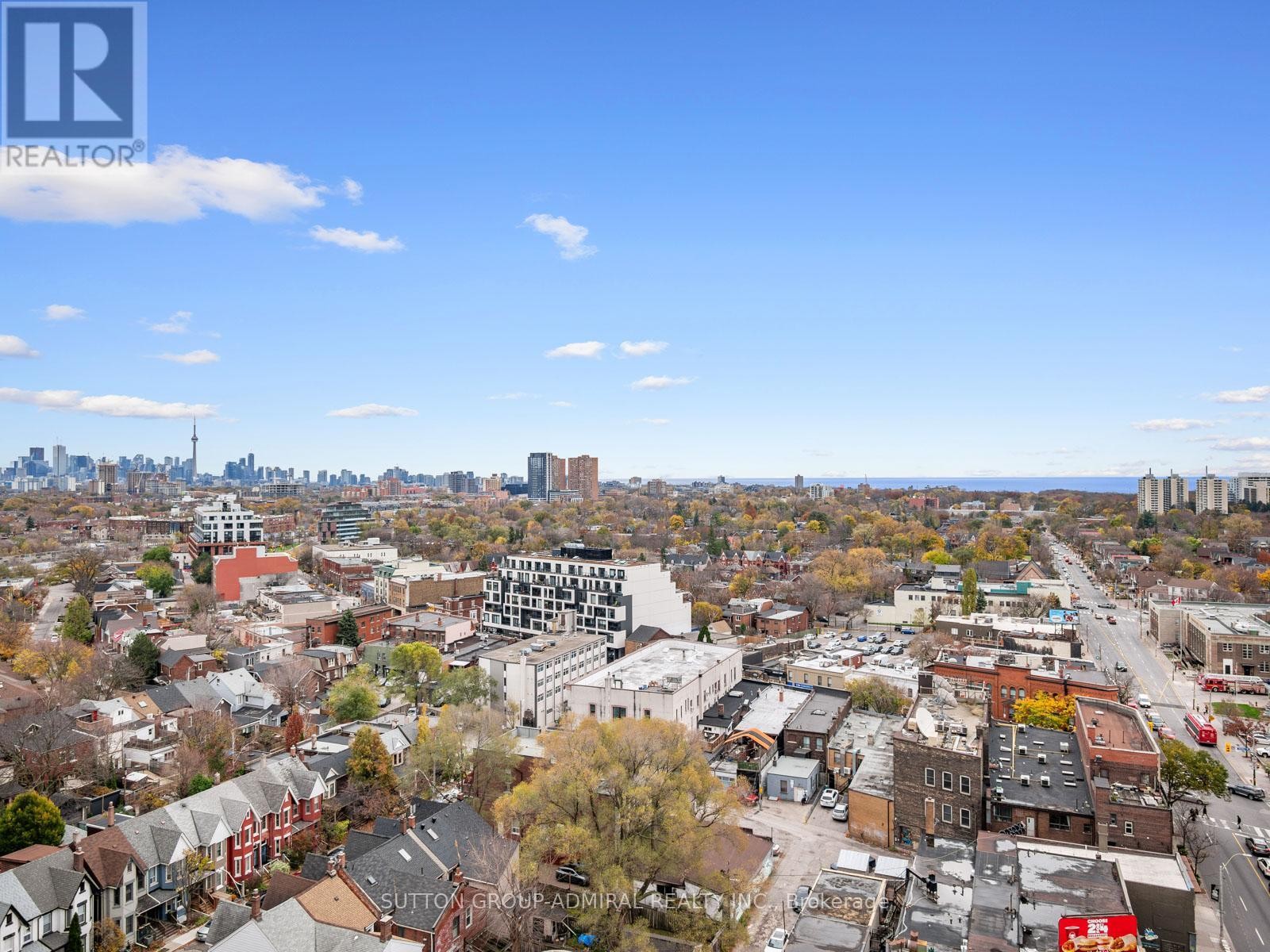 












1715 - 60 HEINTZMAN STREET

,
Toronto (Junction Area),




Ontario
M6P5A1

