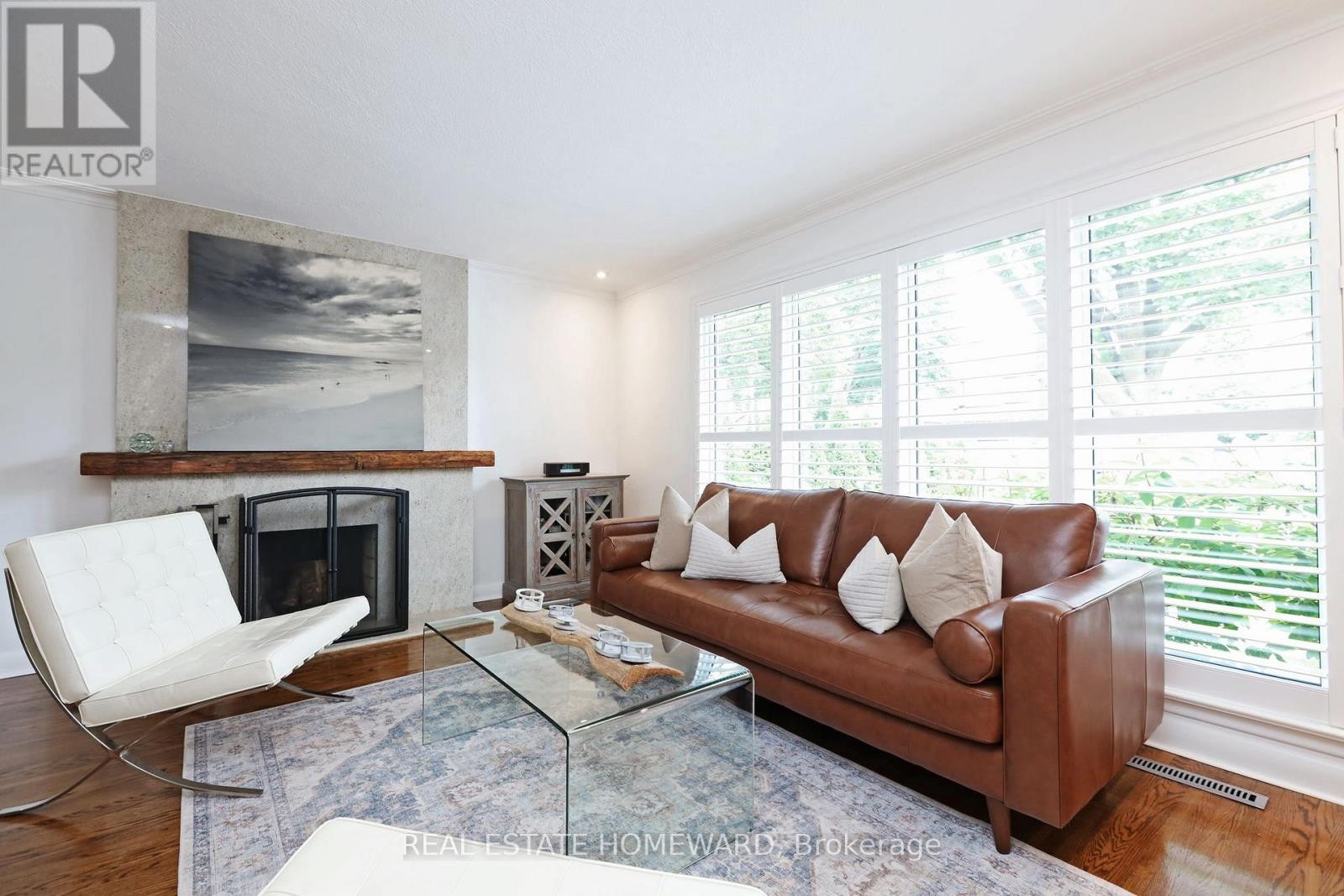 












49 GREENFIELD DRIVE

,
Toronto (Islington-City Centre West),




Ontario
M9B1H2

