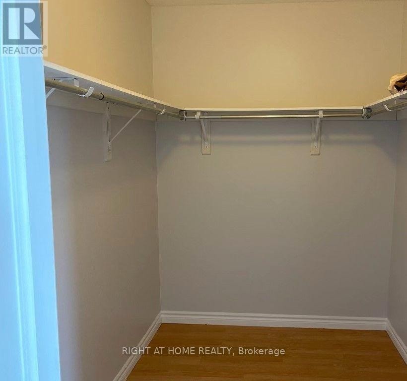 












MAIN AND 2ND LEVEL - 35 ECHORIDGE DRIVE

,
Brampton (Fletcher's Meadow),




Ontario
L7A3K8


