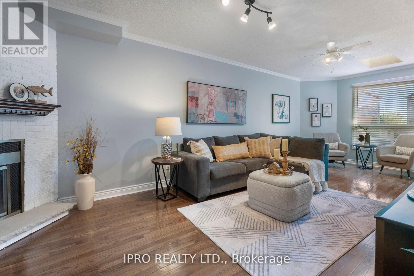 












6070 PRAIRIE CIRCLE

,
Mississauga (Lisgar),




Ontario
L5N5Z5


