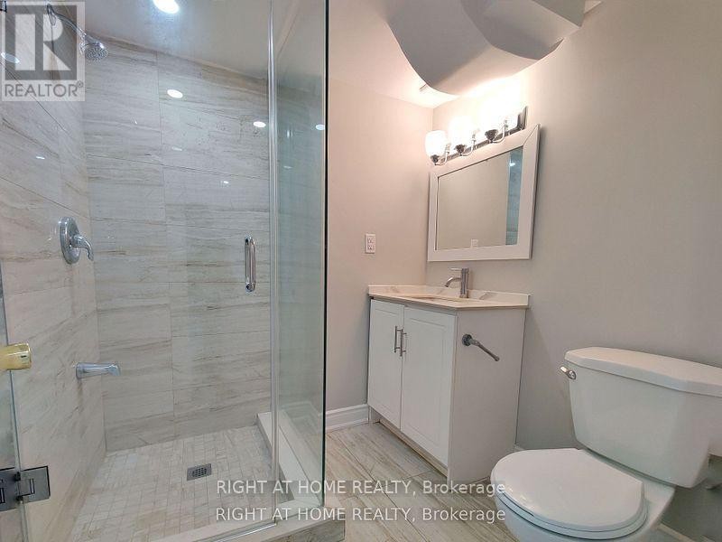 












LOWER - 33 SCHOONER DRIVE

,
Brampton (Fletcher's Meadow),




Ontario
L7A3H3

