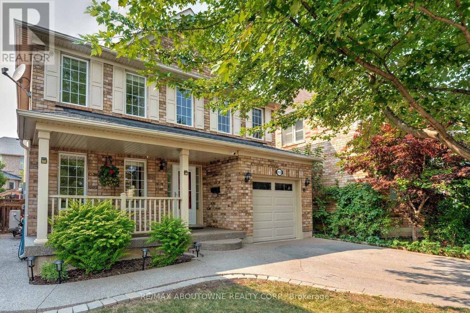 












3133 ABERNATHY WAY

,
Oakville (BC Bronte Creek),




Ontario
L6M5C2

