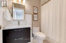 Updated 4-pc Main Bathroom